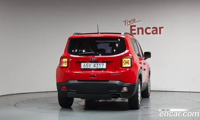 Jeep Renegade 2019 2.4 автомат (гидро), миниатюра 3 Jeep Renegade 2019 2.4 автомат (гидро), миниатюра 3