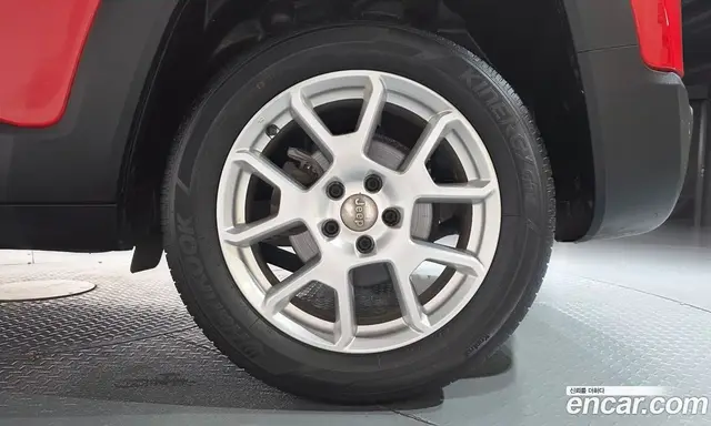 Jeep Renegade 2019 2.4 автомат (гидро), миниатюра 6 Jeep Renegade 2019 2.4 автомат (гидро), миниатюра 6