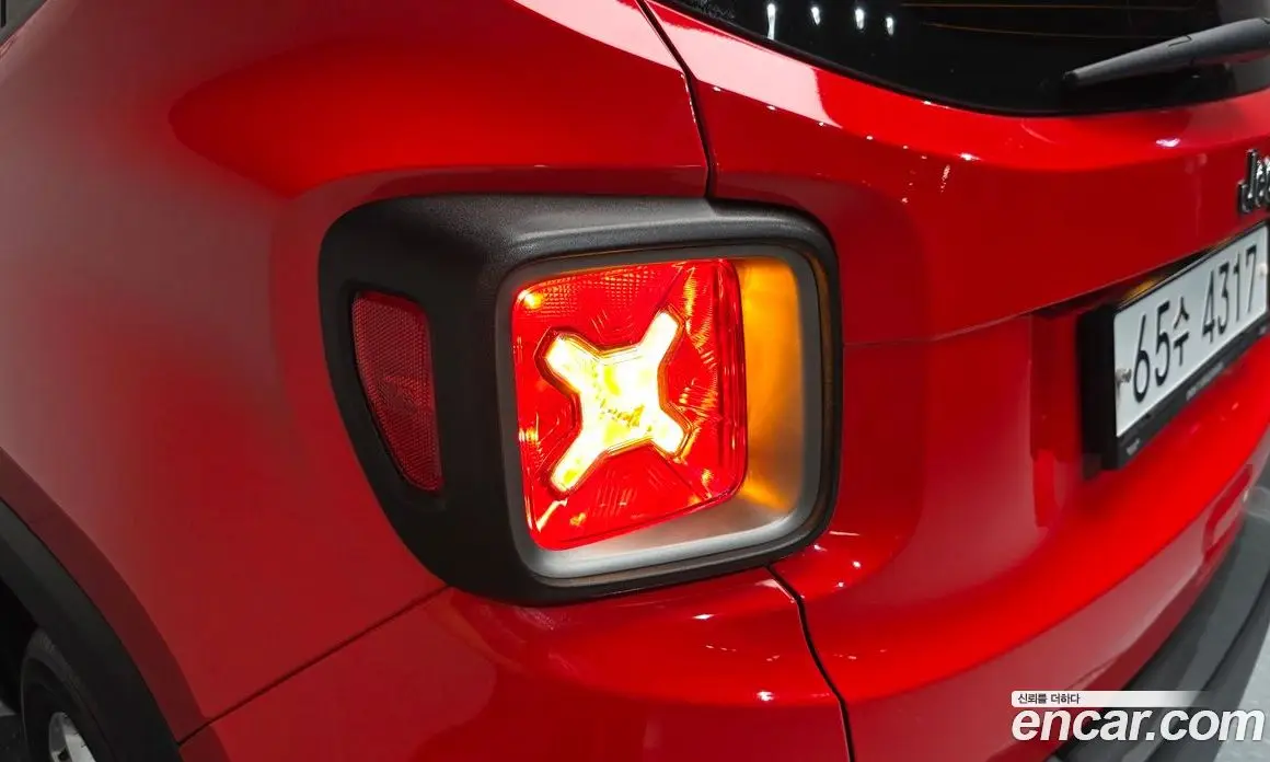 Jeep Renegade 2019 2.4 автомат (гидро), фото 8 Jeep Renegade 2019 2.4 автомат (гидро), фото 8
