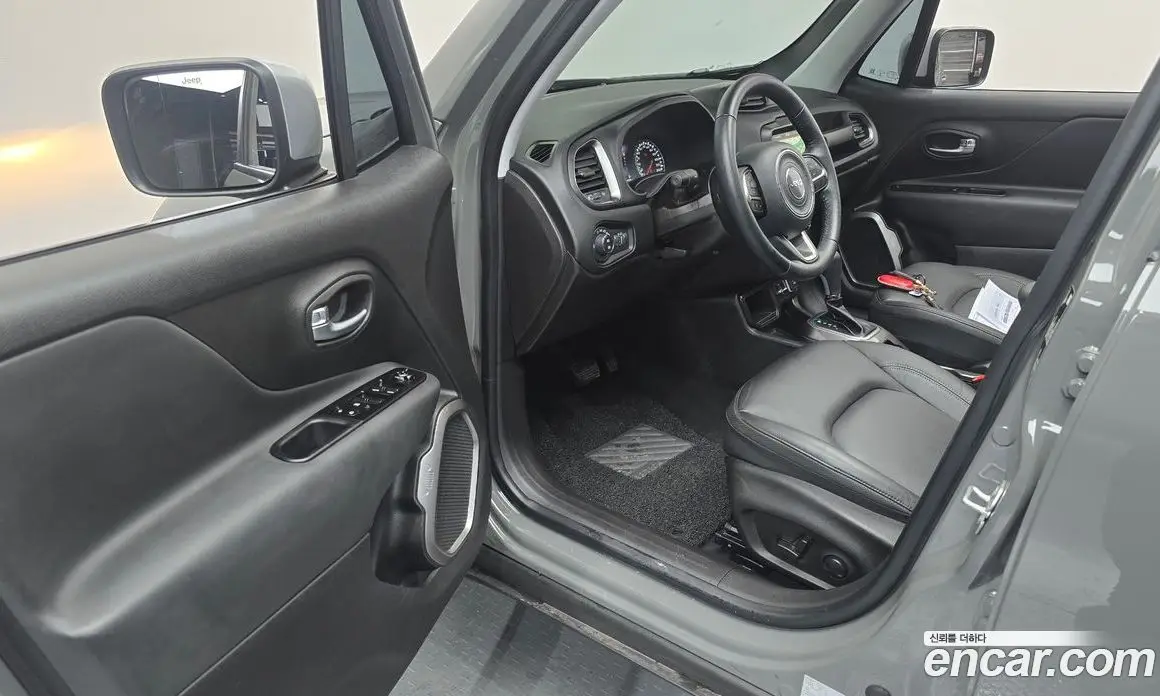 Jeep Renegade 2022 1.3 автомат (гидро), фото 13