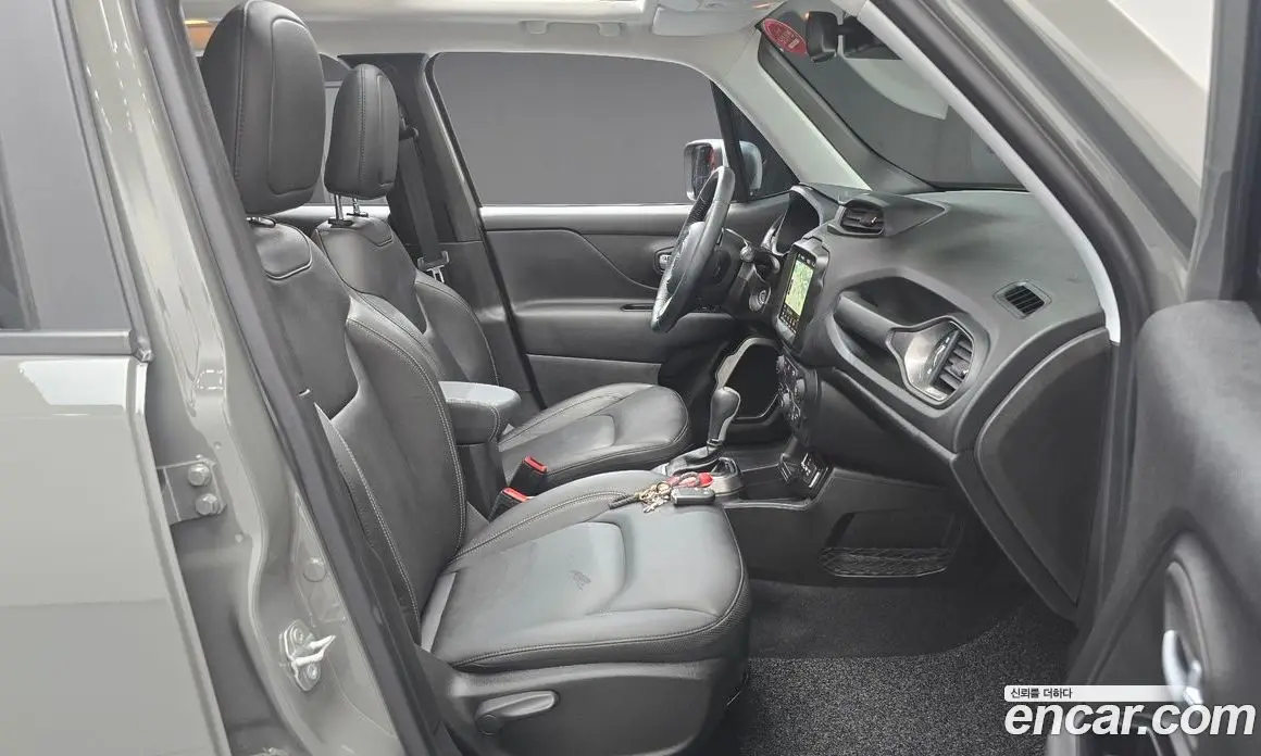 Jeep Renegade 2022 1.3 автомат (гидро), фото 16