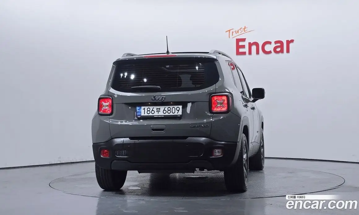 Jeep Renegade 2022 1.3 автомат (гидро), фото 4