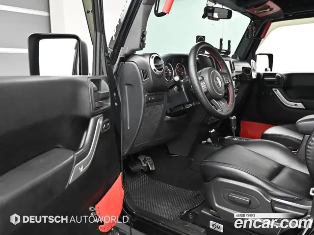 Jeep Wrangler 2012 2.8 автомат (гидро), миниатюра 11 Jeep Wrangler 2012 2.8 автомат (гидро), миниатюра 11