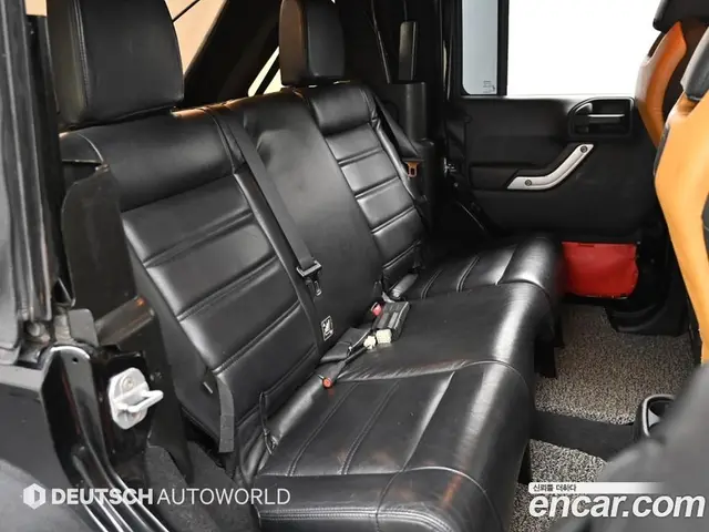 Jeep Wrangler 2012 2.8 автомат (гидро), миниатюра 12