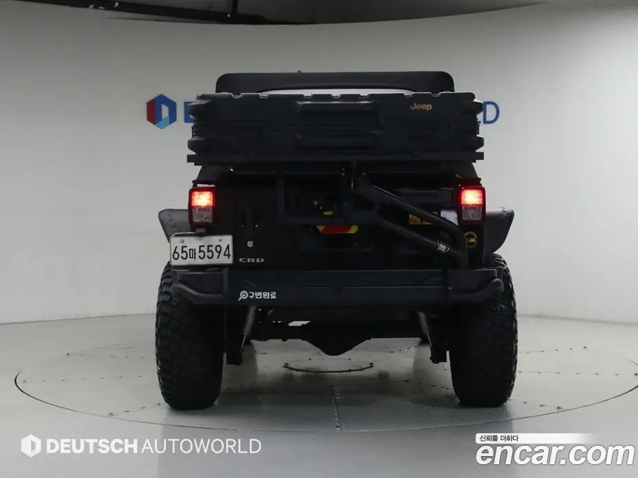 Jeep Wrangler 2012 2.8 автомат (гидро), фото 4 Jeep Wrangler 2012 2.8 автомат (гидро), фото 4
