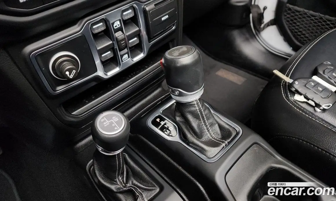 Jeep Wrangler 2020 2.0 автомат (гидро), фото 12
