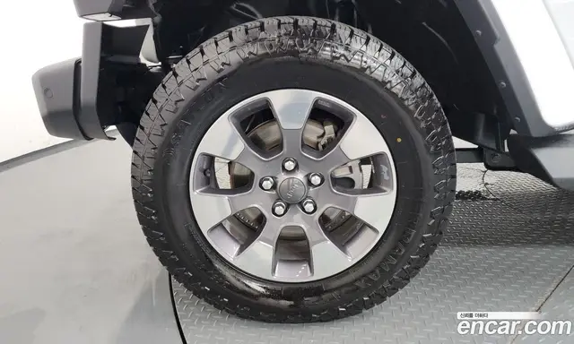 Jeep Wrangler 2020 2.0 автомат (гидро), миниатюра 5