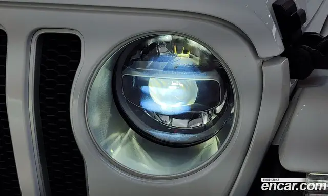 Jeep Wrangler 2020 2.0 автомат (гидро), миниатюра 8
