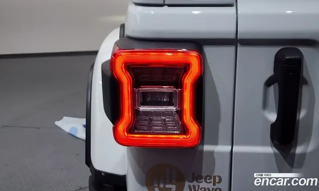 Jeep Wrangler 2020 2.0 автомат (гидро), миниатюра 9