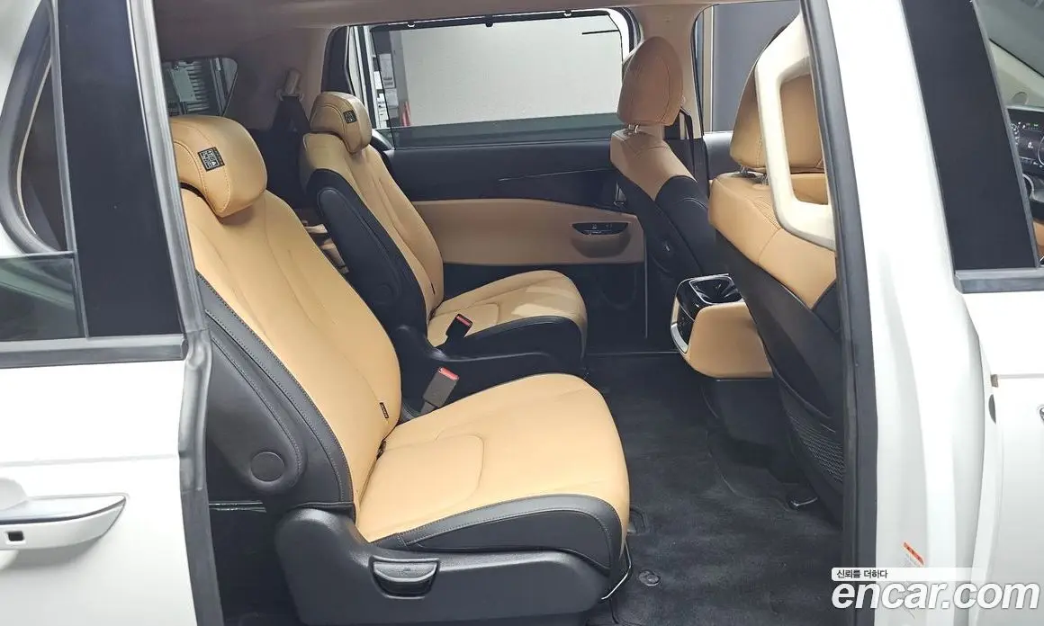 Kia Carnival 2022 3.5 автомат (гидро), фото 16 Kia Carnival 2022 3.5 автомат (гидро), фото 16