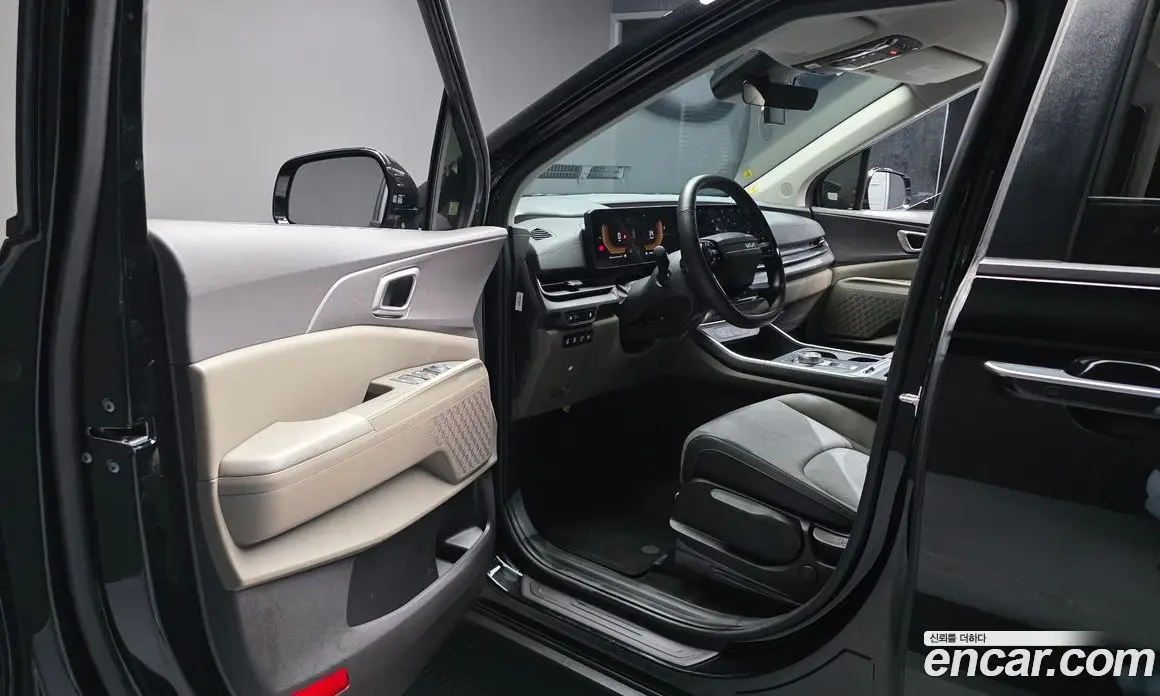 Kia Carnival 2025 1.6 автомат (гидро), фото 13