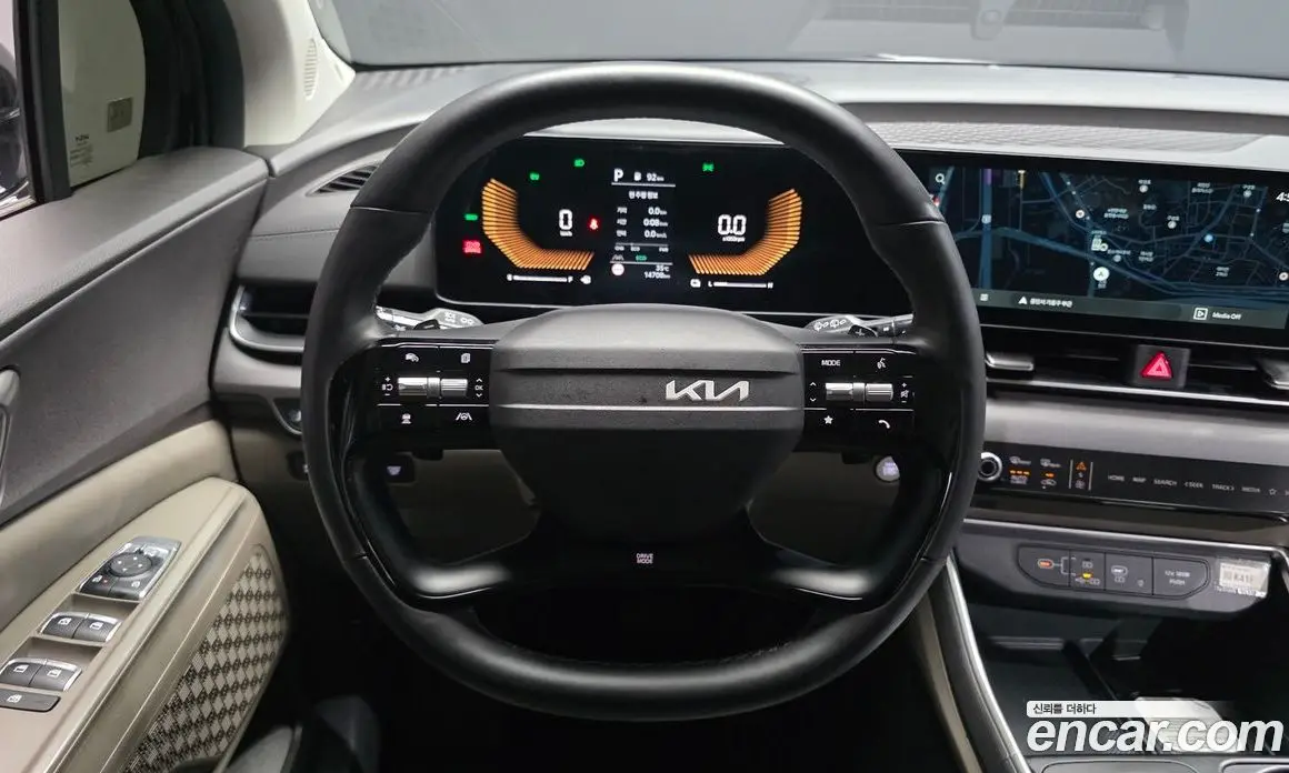 Kia Carnival 2025 1.6 автомат (гидро), фото 20