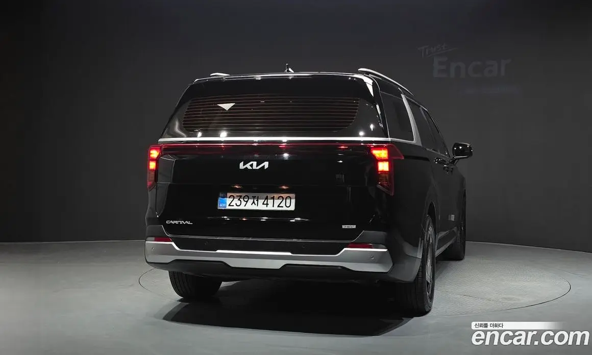 Kia Carnival 2025 1.6 автомат (гидро), фото 4