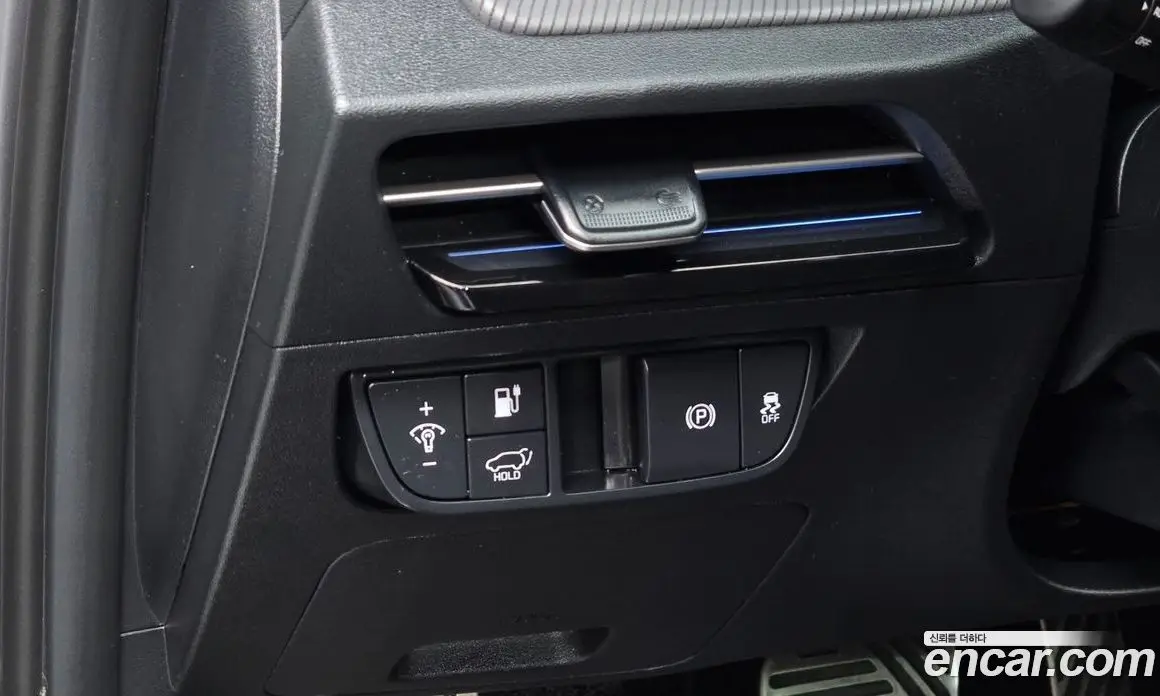 Kia EV6 2023 0.1 автомат (гидро), фото 19 Kia EV6 2023 0.1 автомат (гидро), фото 19