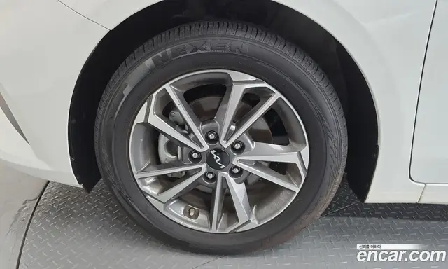 Kia K3 2023 1.6 автомат (гидро), миниатюра 5