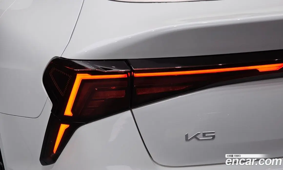 Kia K5 (Optima) 2024 1.6 автомат (гидро), фото 9