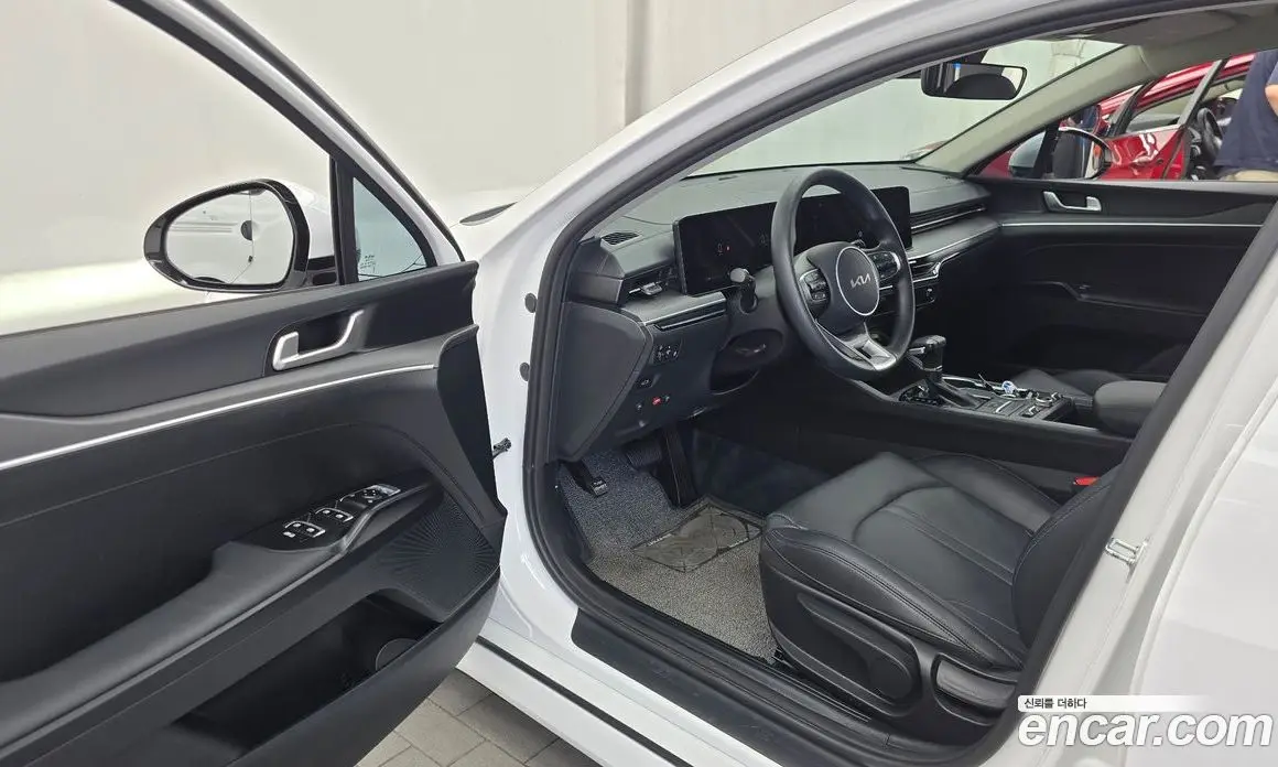 Kia K5 (Optima) 2025 2.0 автомат (гидро), фото 13 Kia K5 (Optima) 2025 2.0 автомат (гидро), фото 13