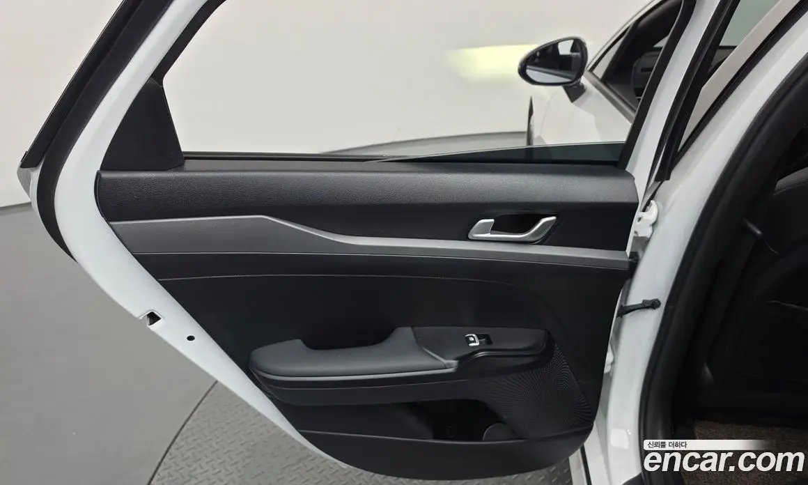 Kia K5 (Optima) 2025 2.0 автомат (гидро), фото 15 Kia K5 (Optima) 2025 2.0 автомат (гидро), фото 15