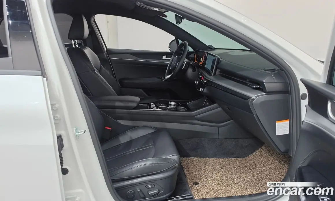 Kia K5 (Optima) 2025 2.0 автомат (гидро), фото 16 Kia K5 (Optima) 2025 2.0 автомат (гидро), фото 16