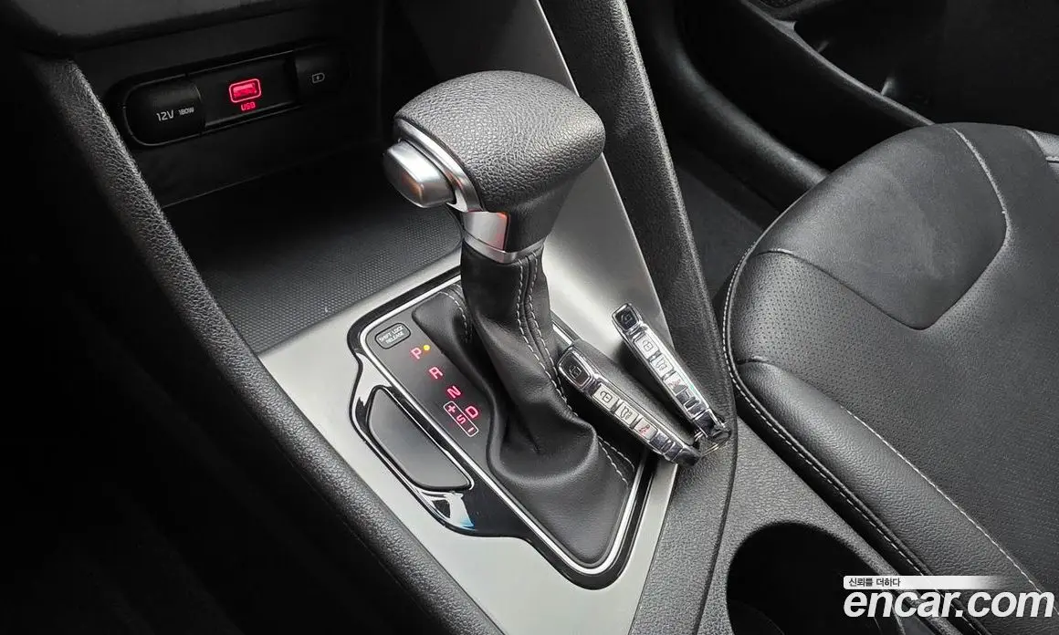 Kia Niro 2020 1.6 автомат (гидро), фото 11 Kia Niro 2020 1.6 автомат (гидро), фото 11