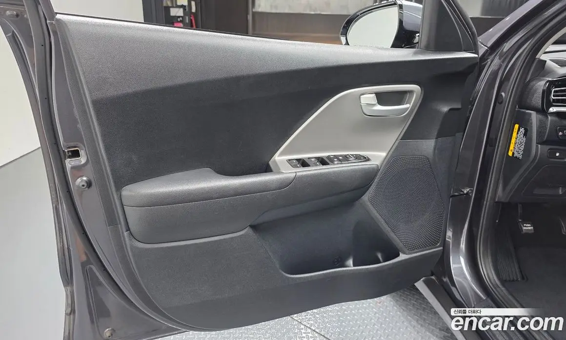 Kia Niro 2020 1.6 автомат (гидро), фото 13 Kia Niro 2020 1.6 автомат (гидро), фото 13