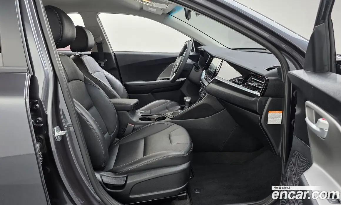 Kia Niro 2020 1.6 автомат (гидро), фото 15 Kia Niro 2020 1.6 автомат (гидро), фото 15
