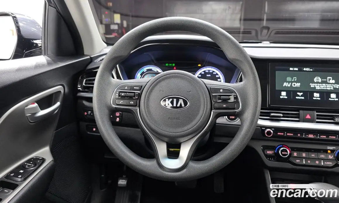 Kia Niro 2020 1.6 автомат (гидро), фото 18 Kia Niro 2020 1.6 автомат (гидро), фото 18