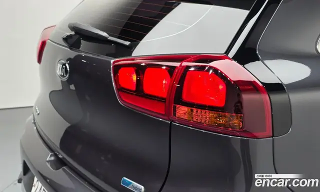 Kia Niro 2020 1.6 автомат (гидро), миниатюра 8 Kia Niro 2020 1.6 автомат (гидро), миниатюра 8