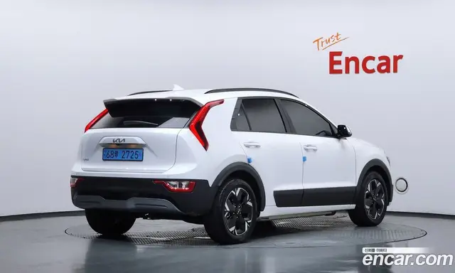 Kia Niro, 2023, 6 732 км