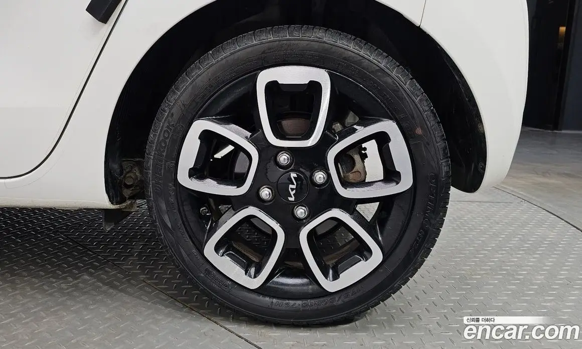 Kia Ray 2022 1.0 автомат (гидро), фото 6