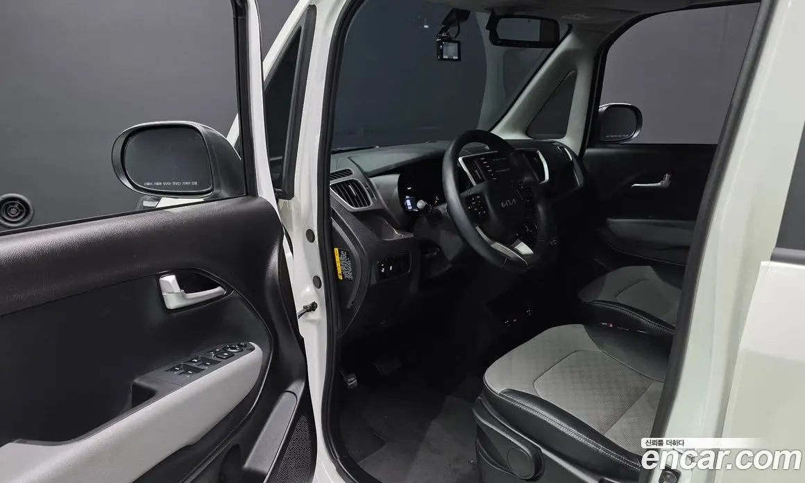 Kia Ray 2022 1.0 автомат (гидро), фото 13