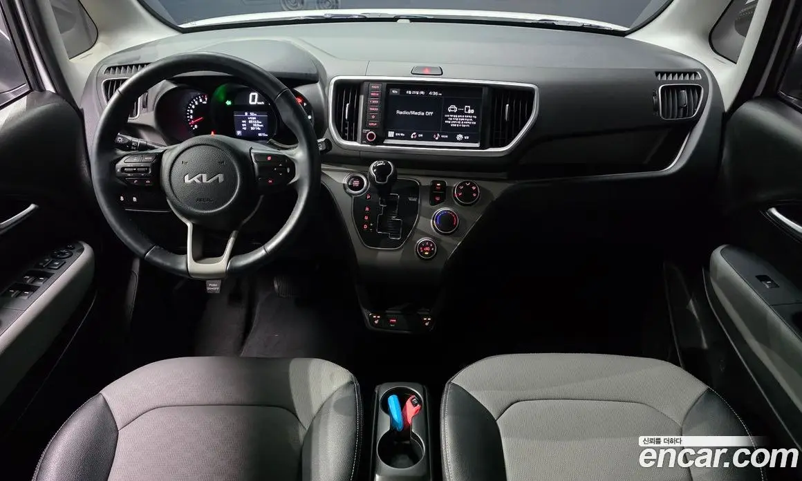 Kia Ray 2022 1.0 автомат (гидро), фото 10