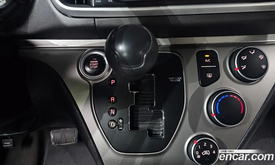 Kia Ray 2022 1.0 автомат (гидро), фото 12 Kia Ray 2022 1.0 автомат (гидро), фото 12