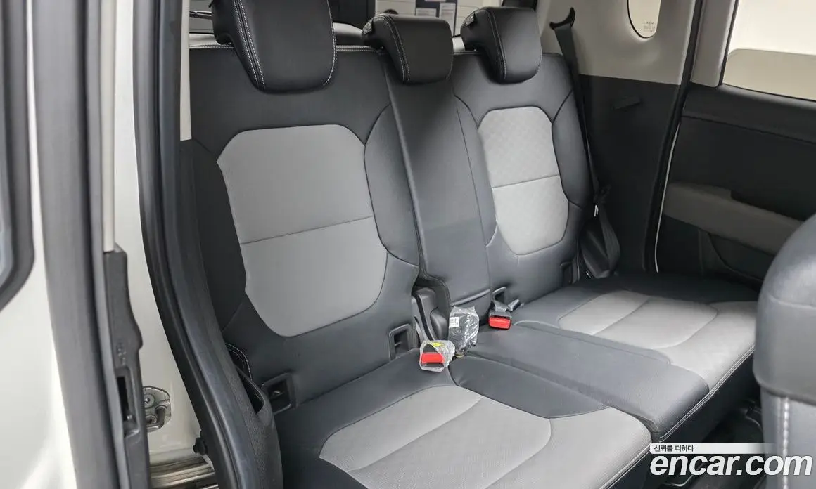 Kia Ray 2022 1.0 автомат (гидро), фото 18