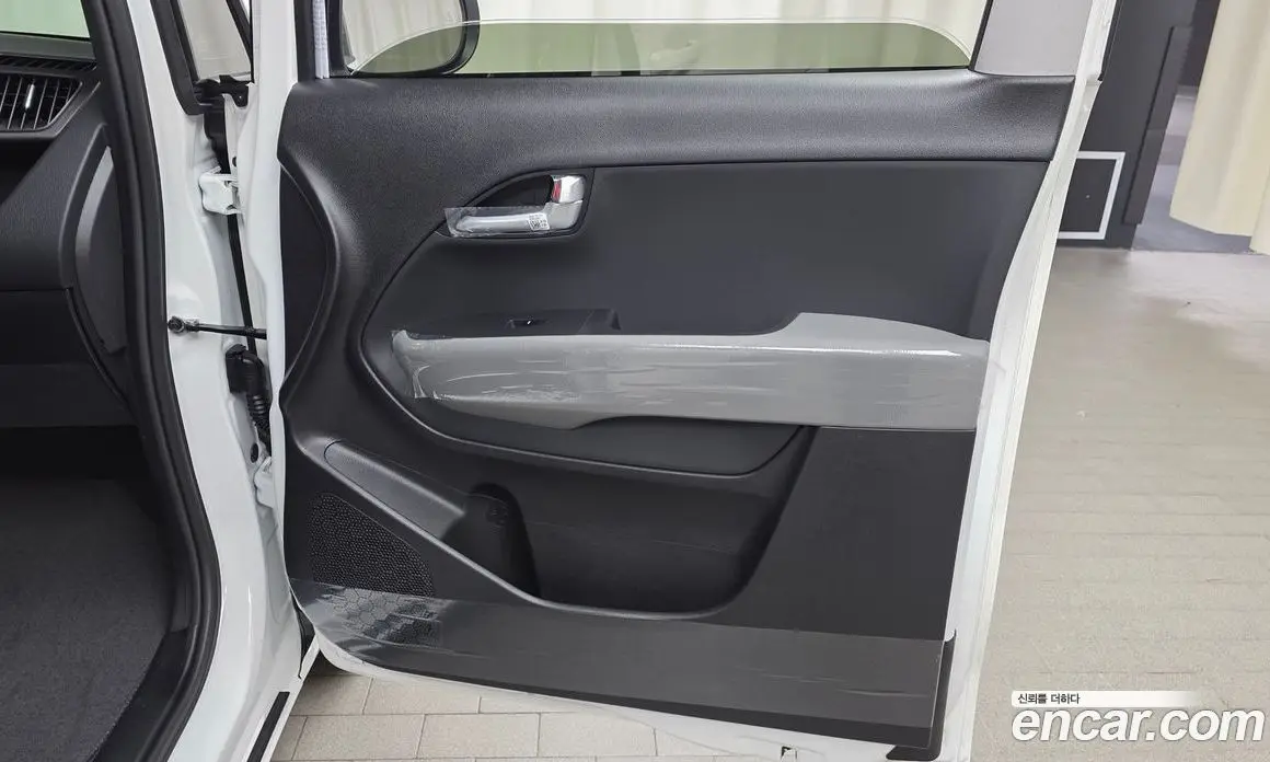 Kia Ray 2026 1.0 автомат (гидро), фото 14 Kia Ray 2026 1.0 автомат (гидро), фото 14