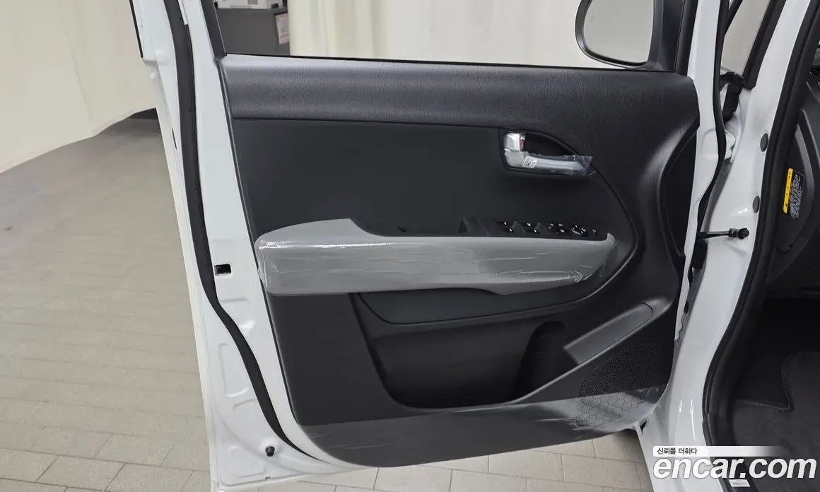 Kia Ray 2026 1.0 автомат (гидро), фото 15 Kia Ray 2026 1.0 автомат (гидро), фото 15