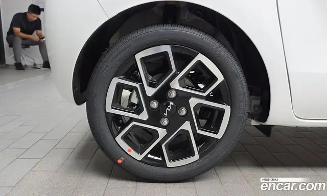 Kia Ray 2026 1.0 автомат (гидро), миниатюра 5 Kia Ray 2026 1.0 автомат (гидро), миниатюра 5