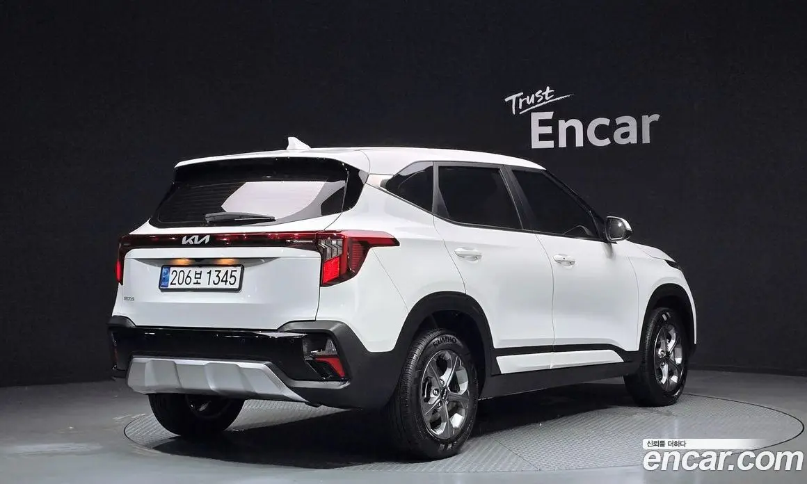 Kia Seltos 2025 2.0 автомат (гидро), фото 2 Kia Seltos 2025 2.0 автомат (гидро), фото 2