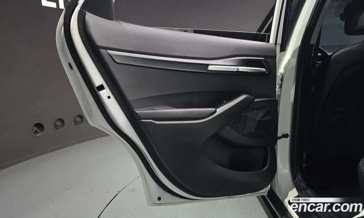 Kia Seltos 2025 2.0 автомат (гидро), фото 15 Kia Seltos 2025 2.0 автомат (гидро), фото 15