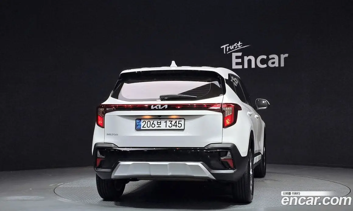 Kia Seltos 2025 2.0 автомат (гидро), фото 4 Kia Seltos 2025 2.0 автомат (гидро), фото 4