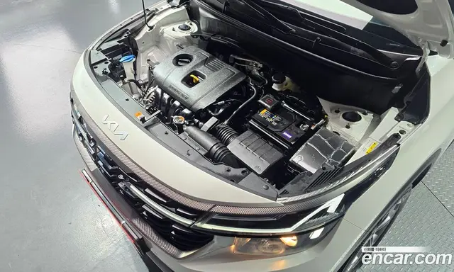 Kia Seltos 2025 2.0 автомат (гидро), миниатюра 6 Kia Seltos 2025 2.0 автомат (гидро), миниатюра 6
