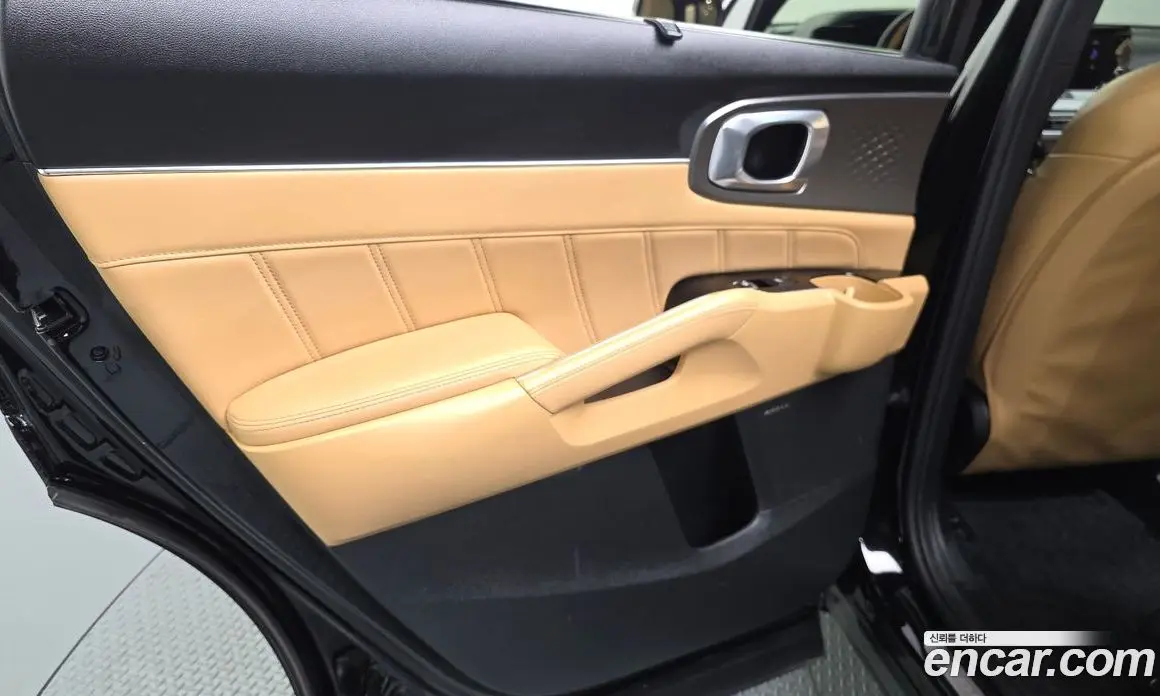 Kia Sorento 2021 2.5 автомат (гидро), фото 15