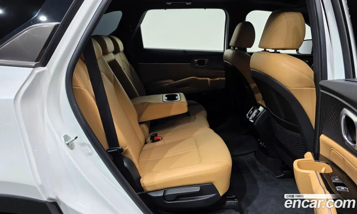 Kia Sorento 2023 1.6 автомат (гидро), фото 18 Kia Sorento 2023 1.6 автомат (гидро), фото 18