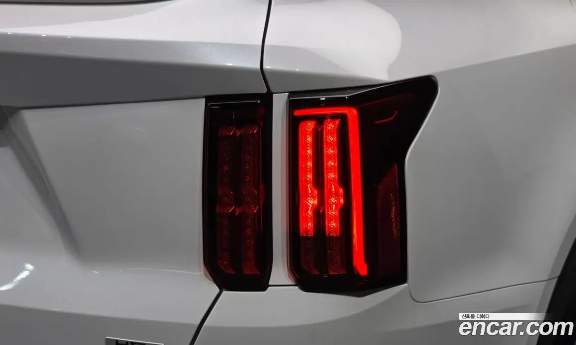 Kia Sorento 2023 1.6 автомат (гидро), фото 9 Kia Sorento 2023 1.6 автомат (гидро), фото 9