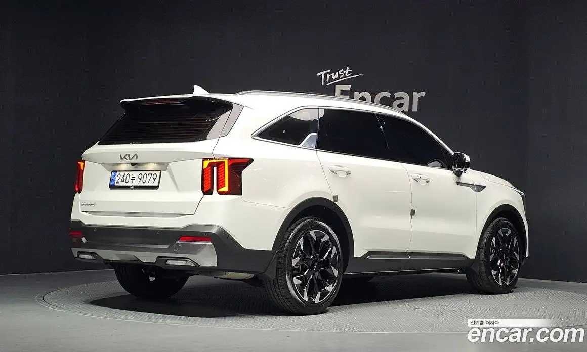 Kia Sorento 2023 2.5 автомат (гидро), фото 2 Kia Sorento 2023 2.5 автомат (гидро), фото 2