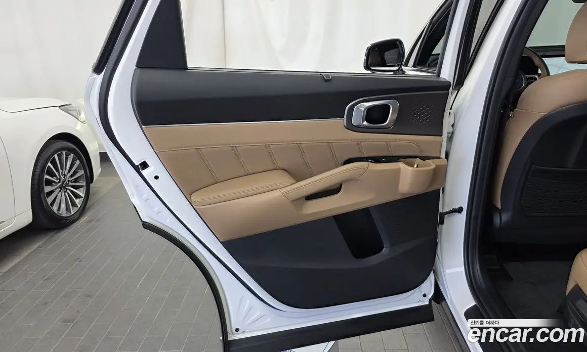 Kia Sorento 2023 2.5 автомат (гидро), фото 15 Kia Sorento 2023 2.5 автомат (гидро), фото 15