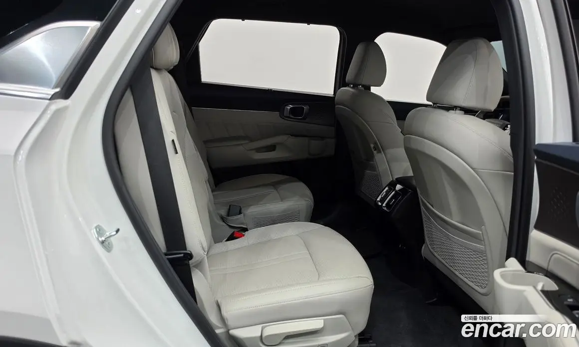 Kia Sorento 2025 1.6 автомат (гидро), фото 18 Kia Sorento 2025 1.6 автомат (гидро), фото 18