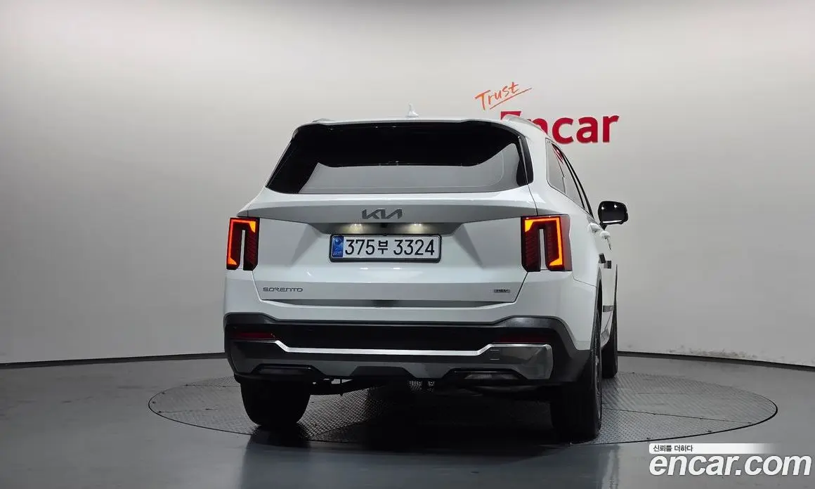 Kia Sorento 2025 1.6 автомат (гидро), фото 4 Kia Sorento 2025 1.6 автомат (гидро), фото 4