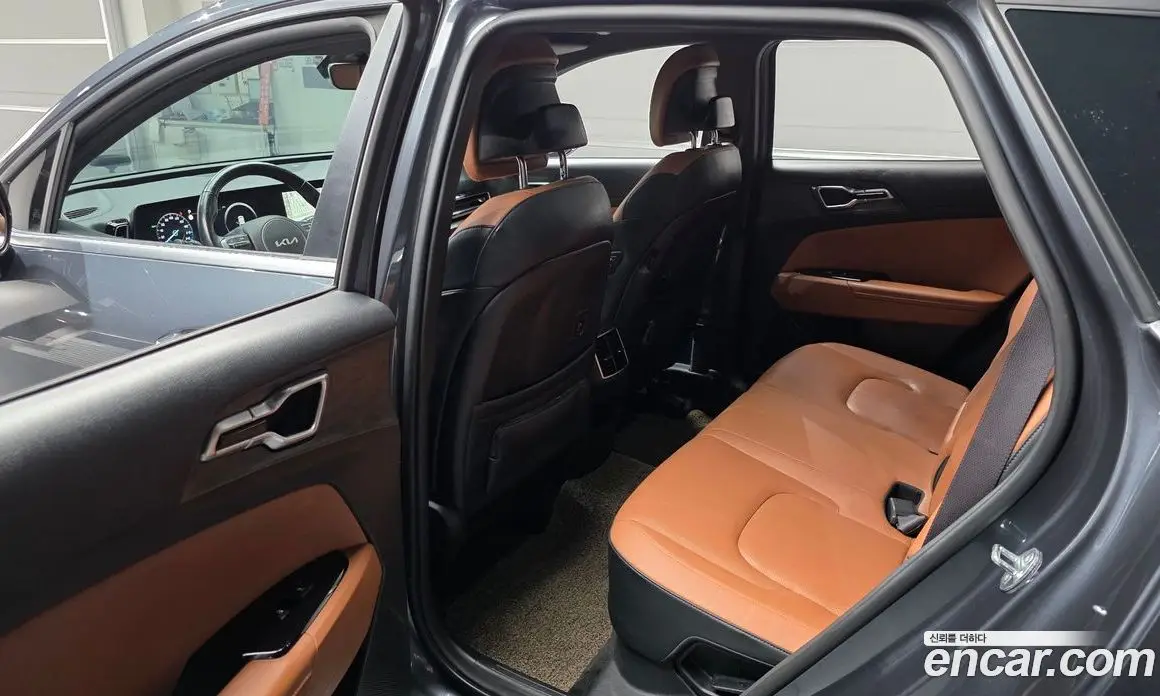 Kia Sportage 2023 1.6 автомат (гидро), фото 17 Kia Sportage 2023 1.6 автомат (гидро), фото 17