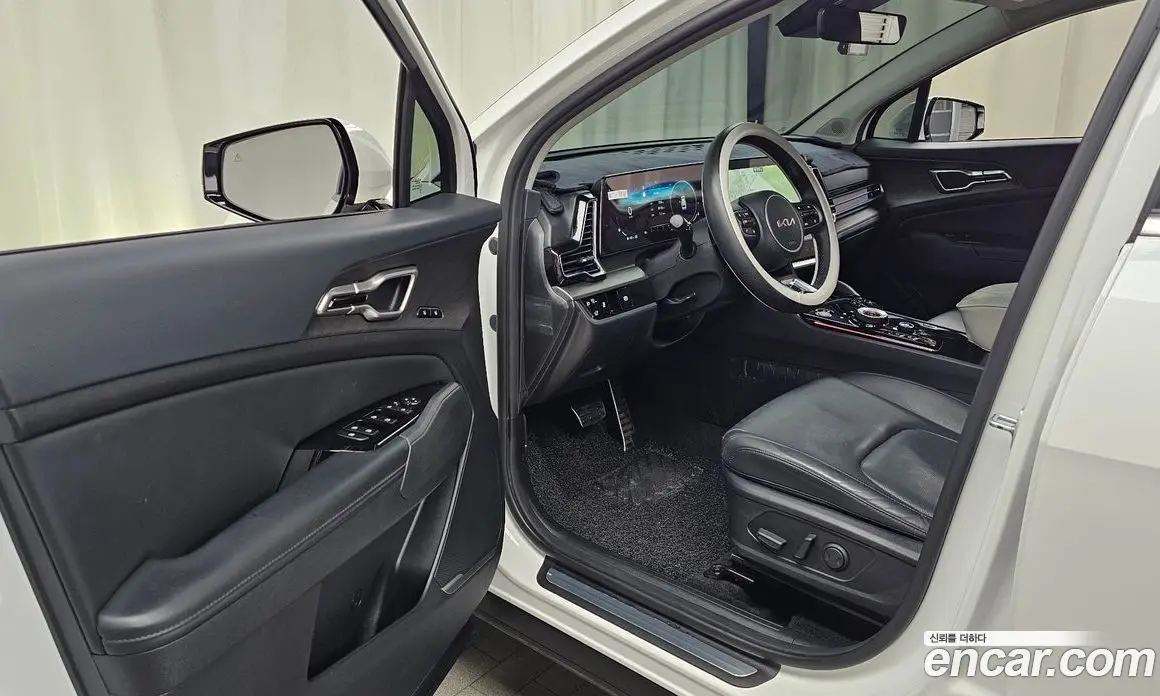 Kia Sportage 2023 2.0 автомат (гидро), фото 13 Kia Sportage 2023 2.0 автомат (гидро), фото 13